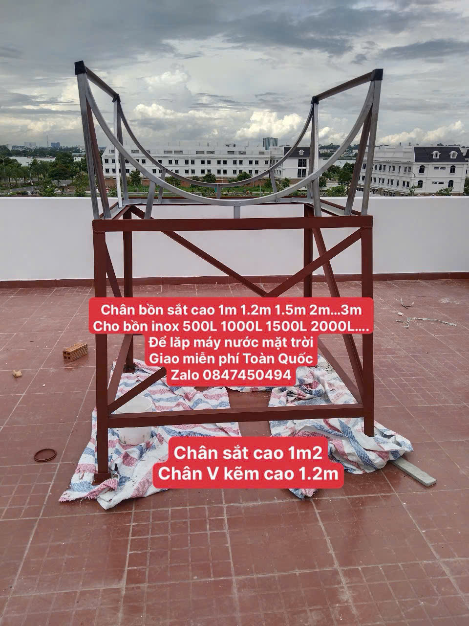 Chân cao bồn nước cao 1m 1.2m chân sắt bồn inox 500l 1000L 1.500l Chân V kẽm để lắp máy nước nóng mặt trời giao lắp miễn Phí Toàn Quôc